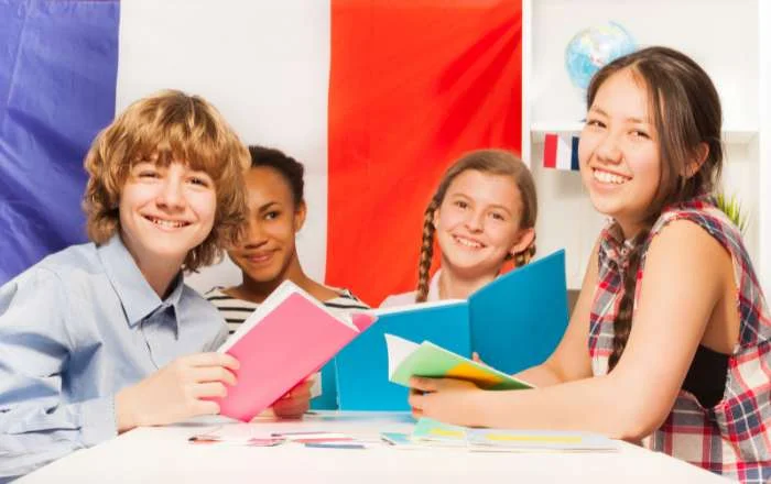 آموزش زبان فرانسه برای کودکان آموزش زبان فرانسه برای کودکان